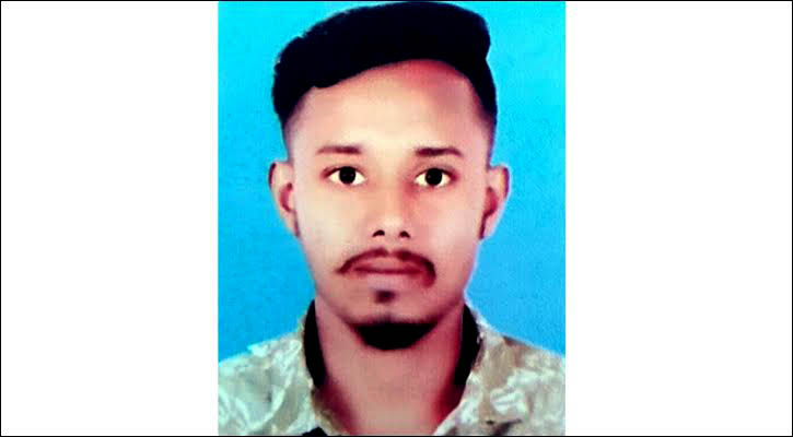 ‘পৃথিবীতে সবচেয়ে বড় বোঝা, বাবার কাঁধে ছেলের লাশ’